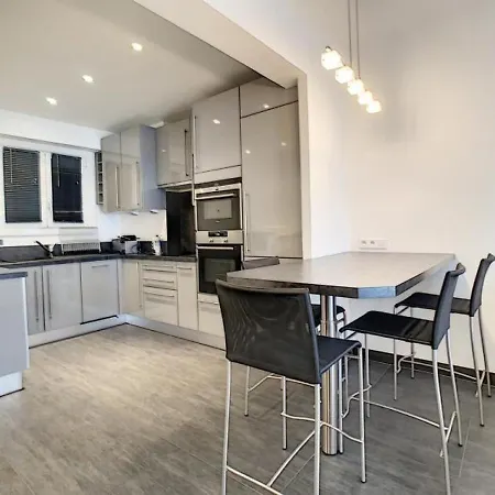 Apartment Cannes, 3 Pieces, 5 Personnes - Fr-1-470-47